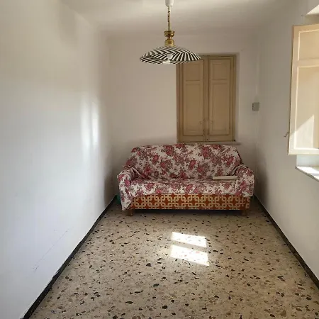 Limoneto Apartment *